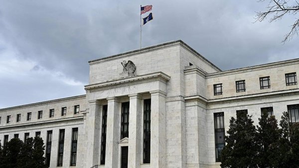 利赢汇 特朗普“免职”美联储理事 “央行独立性”遭前所未有挑战