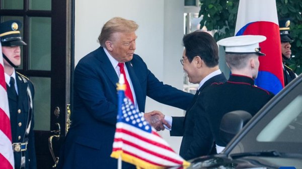 鼎冠配资 李在明对特朗普开启“夸夸”模式！但没用，3500亿美元换15%关税不变